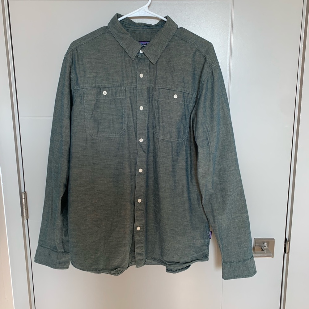 Patagonia Green Button Up